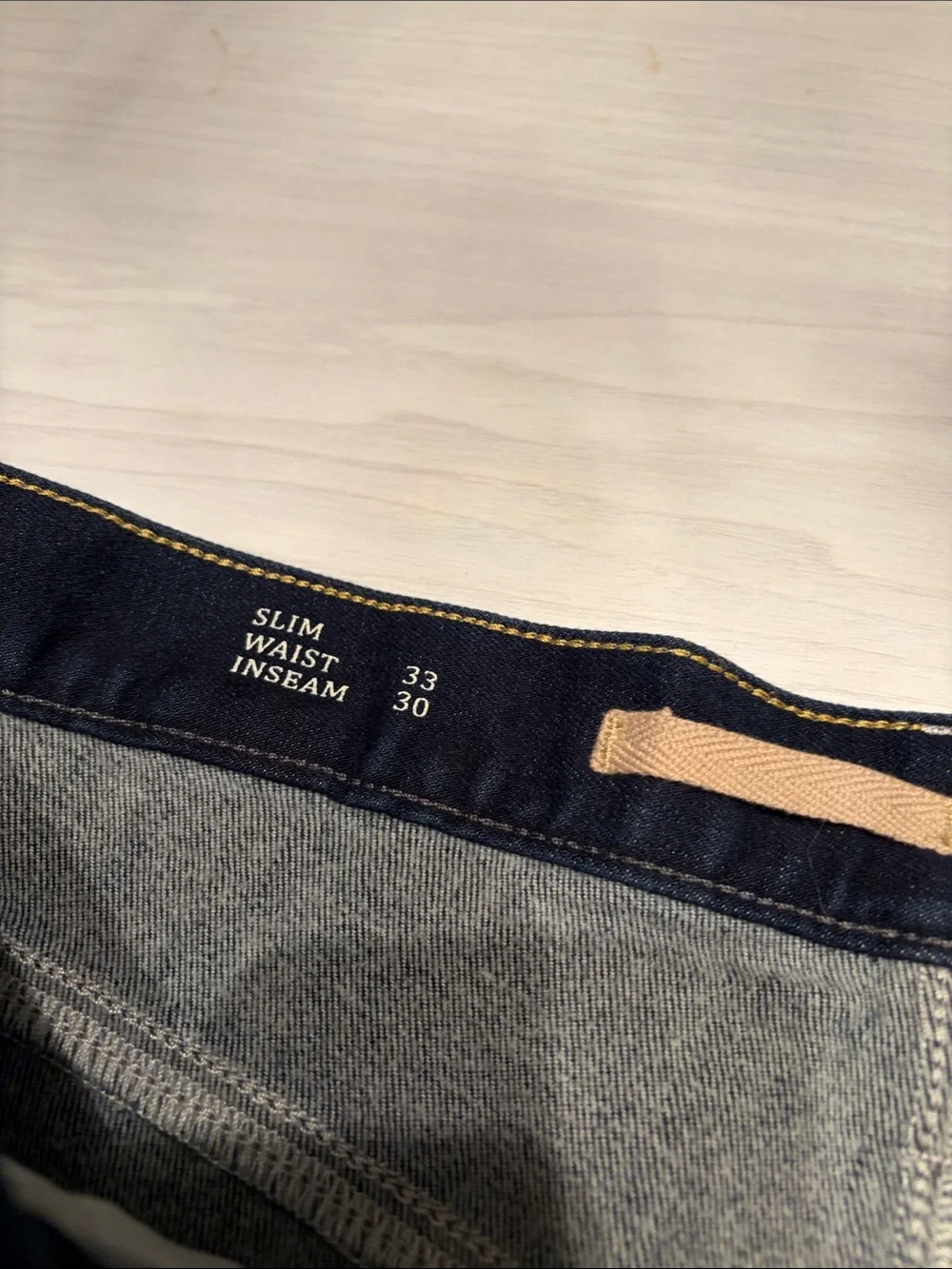 Banana Repiblic Men’s “Traveler” straight leg jeans